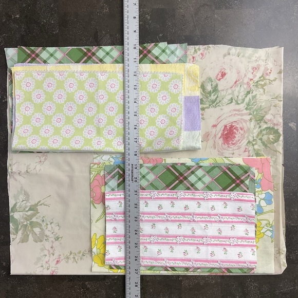 7 piece craft fabric pack florals plaid checkered designs Spring Summer - Picture 7 of 8